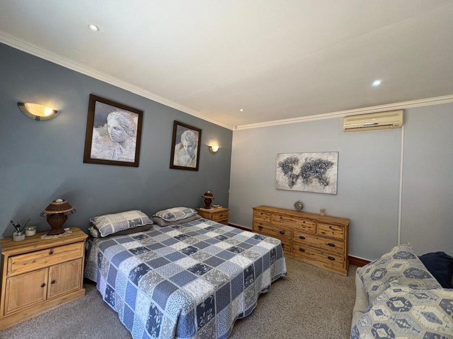4 Bedroom Property for Sale in Hillcrest Northern Cape